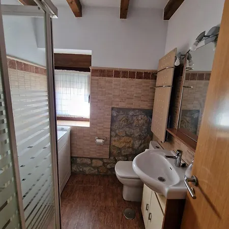 Vinas Апартаменты Сантильяна-дель-Мар