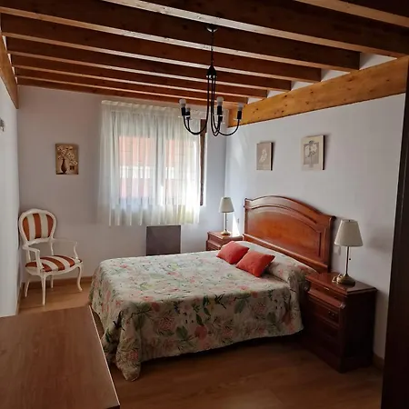 Vinas Апартаменты Сантильяна-дель-Мар